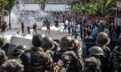 Protestolar patladı, yakıt zammı iptal edildi