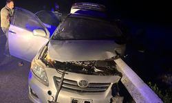Hakkari’de otomobil bariyere çarptı: 1 ölü, 3 yaralı