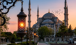 Muazzam boyutlarıyla ziyaretçilerini hayran bırakıyor! Türkiye’nin en büyük kubbelere sahip camileri..
