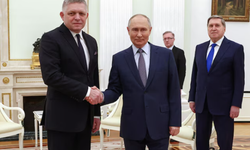 Kremlin’de kritik ziyaret: Putin ve Fico bir araya geldi