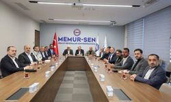 HÜDA PAR Genel Başkanı Yapıcıoğlu'ndan Sumud Filosu aktivistlerine ziyaret