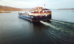 Tunceli'de şiddetli rüzgar: Bazı seferler iptal edildi!