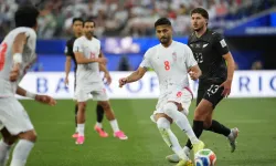 Canlı yayında takımları karıştırdı, TRT görevden aldı