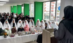 Gaziantep'te genç kızlar tesettüre adım attı