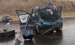 Otomobil tankere çarptı: 2 ölü, 2 ağır yaralı