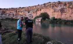 Girdiği çayda akıntıya kapılan genç ölü bulundu!