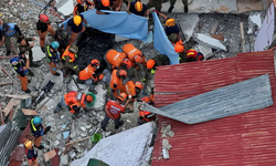 Filipinler'deki büyük depremde can kaybı artıyor!