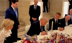 Bir asır sonra yine Versay: Bu kez yenilgiyi Trump imzaladı