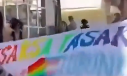 Kabe resmi çizip, kendi renkleriyle boyadılar.. LGBT dernekleri ne zaman kapatılacak?