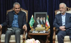 İran-Pakistan arasında kritik görüşme
