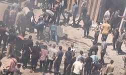 Gazze'de işgalciler sivil aracı bombaladı!