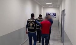 Karşılıksız çekle dolandırıcılık yaptılar! 4 şüpheli tutuklandı