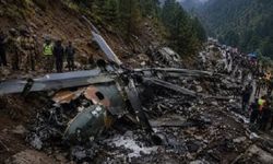Pakistan'da bir helikopter kazası daha: Onlarca ölü var