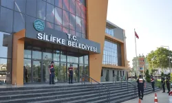Silifke Belediyesi soruşturmasında Belediye Başkanı dahil 8 kişi tutuklandı