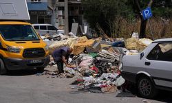 İzmir'de çöp yığınları oluştu!