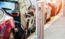 Elektrikli araçta yeni dönem başlıyor! Artık şarj etmek daha kolay olacak