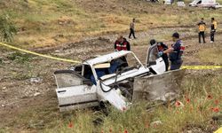 Yozgat'ta feci kaza: Otomobil köprüden düştü!