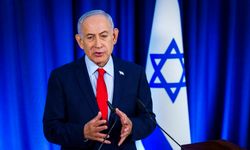 Netanyahu, meclisten kaçtı