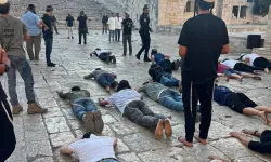 Başlarında Ben Gvir var..2 bin 300'den fazla siyonistten Mescid-i Aksa'ya baskın