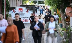Milli Eğitim Bakanlığı Akademi Giriş Sınavı'nın ilk oturumu başladı