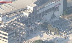 Japonya'da deprem sonrası AVM'de patlama!