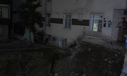 İnşaat çalışması istinat duvarını çökertti, 6 katlı bina tahliye edildi
