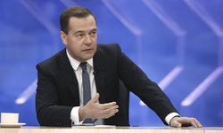 Medvedev: ABD örnek alınacak bir ülke mi, yoksa "şer imparatorluğu" mu?