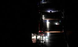 Fransa karanlığa gömüldü: 53 bin hane elektriksiz kaldı