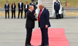 Trump ile Putin'den kritik zirve öncesi 1,5 saatlik görüşme