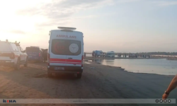 Denize giren 3 kişi hayatını kaybetti, bir çocuk kayıp