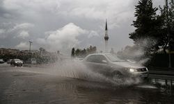 İstanbul için sağanak ve kuvvetli rüzgar uyarısı
