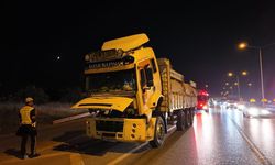 Freni patlayan karpuz yüklü kamyon 15 kilometre sonra durduruldu