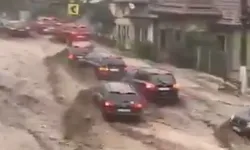 Romanya'da Busteni kasabası su altında kaldı!