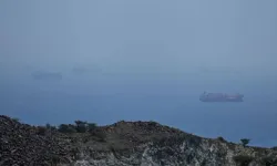 İran'dan açıklama: Lark Adası'na saldırı düzenlendi
