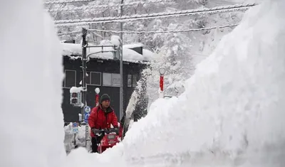 Japonya aşırı soğuklarla mücadele ediyor: 14 kişi öldü!