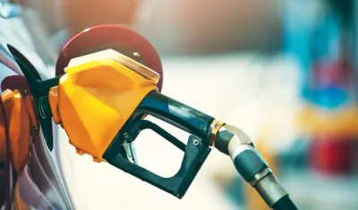 Benzin istasyonlarında satılan bu madde zehirliyor