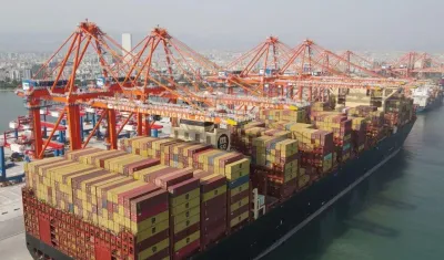 Bakan Uraloğlu: Hürmüz Boğazı'ndaki kriz nedeniyle güney limanlarımızda hareketlilik bekliyoruz