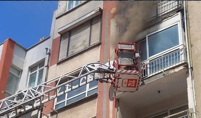 Apartmanda yangın faciası: 1 kişi hayatını kaybetti