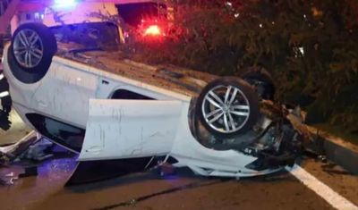 Köpeğe çarpmak istemeyince kaza yaptı!