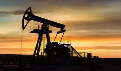 Brent petrolün varili 100 doları aştı!