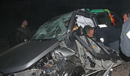 Meydana gelen kazada 3 ölü, 2 yaralı