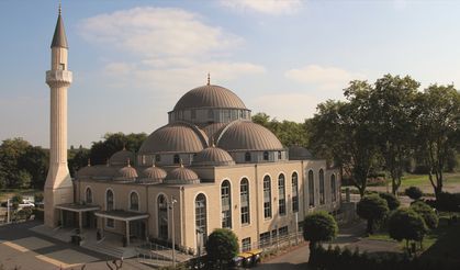 Almanya'daki cami saldırıları durmuyor! 3 camiye tehdit mektupları gönderildi