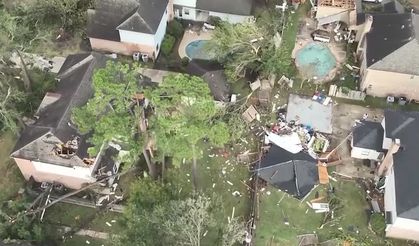 ABD'de hortum paniği! Teksas'ta yüzlerce ev hasar gördü, gaz hatları patladı