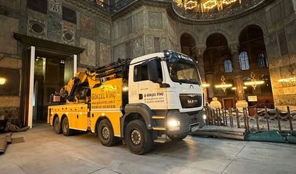 Ayasofya'ya sokulan vinçlerle ilgili Bilim Kurulu'ndan açıklama