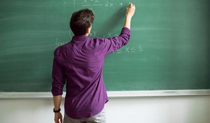 Bu Ülkede Öğretmenlerin İşi Zor: Her Üç Öğretmenden Biri Ek İş Yapıyor!