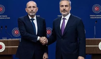 Bakan Hakan Fidan, Ürdün Dışişleri Bakanı es-Safedi ile görüştü!