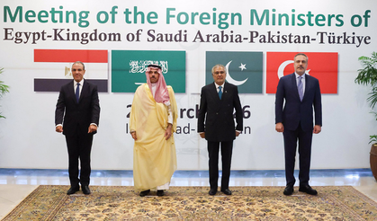 Dışişleri Bakanı Fidan mevkidaşlarıyla bir araya geldi