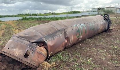 Patlamayan İran füzesi, düştüğü yerde böyle görüntülendi