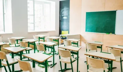 7 yaşındaki çocuğa tören baskısı.. Disipline verildi