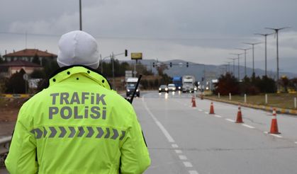 Trafik cezaları arttı, ihlaller azaldı